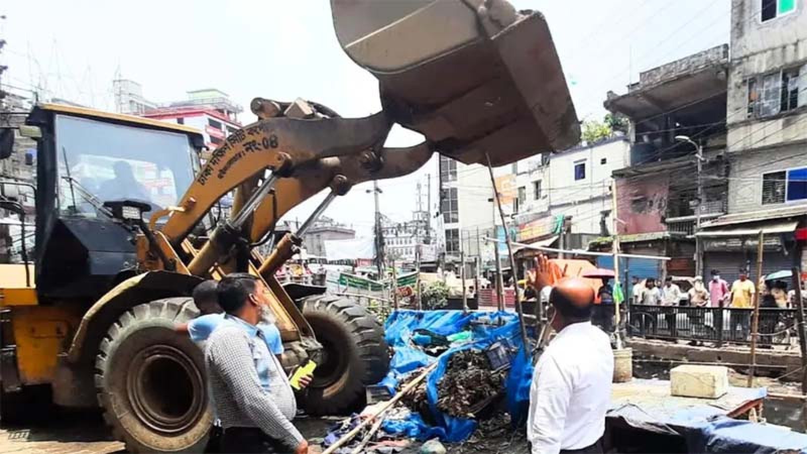 অবৈধ দখল উচ্ছেদে তিন এলাকায় অভিযান পরিচালনা করল ডিএসসিসি