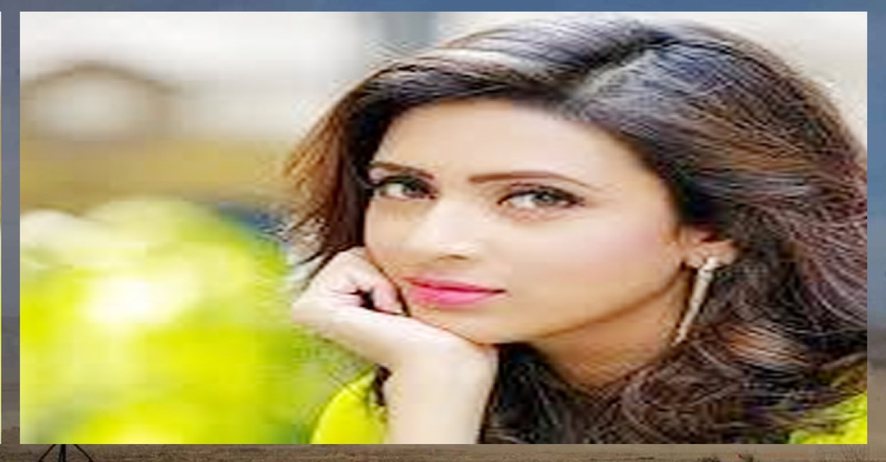 শীতে উষ্ণতা ছড়ালেন মিম