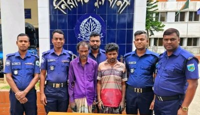 নিয়ামতপুরে প্রায় আড়াই লাখ টাকার  ৮০০টি ইয়াবা বড়িসহ গ্রেপ্তার ২