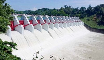 কাপ্তাই বাঁধের ৬ জলকপাট খুলে দেওয়া হলো